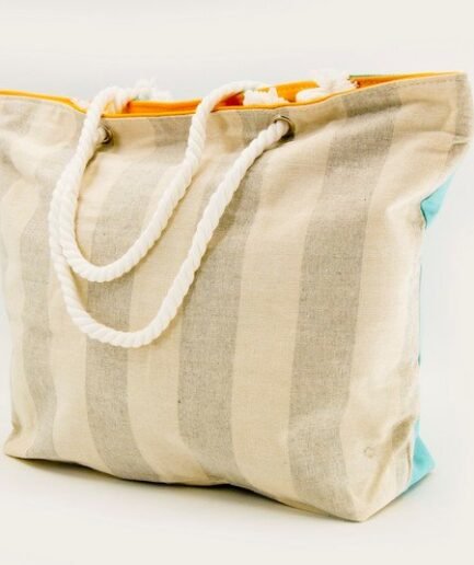 Bolso estampado con asas C3700