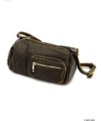 Morral con correa y bolsillo con cierre C3837
