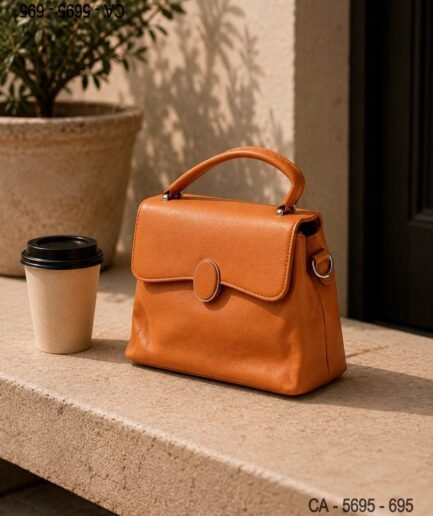 Cartera Camel de Cuero con Asa Superior CA5695