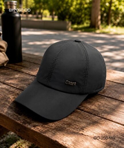Gorra Deportiva - Acabado Mate Resistente - Color Gris Grafito GO252