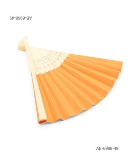 Abanico de mano liso en color naranja con estructura de madera natural AB6968