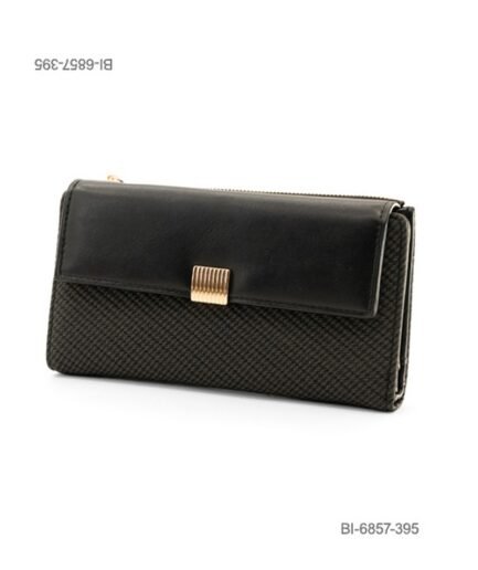 Billetera larga de eco-cuero para dama con solapa combinada y detalle metálico rayado (color negro) BI6857