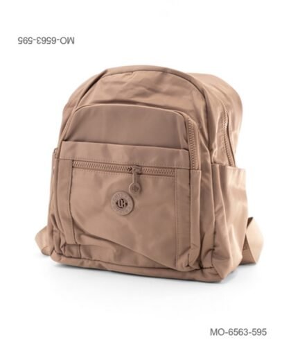 Mochila casual, ligera y funcional con gran capacidad de almacenamiento y diseño moderno MO6563