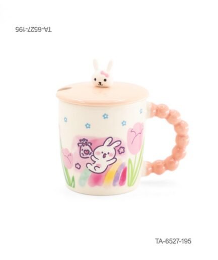Taza o jarra de cerámica para té o café con diseño tierno de un conejito sobre un arcoíris y tulipanes, mango con relieve de esferas, tapa a juego con figura decorativa de conejito y cuchara TA6527