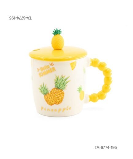Taza o jarra de cerámica para té o café con diseño de piñas, rodajas de piña y la inscripción "Hello SUMMER" y "Pineapple", mango amarillo con relieve de esferas, tapa amarilla a juego con figura decorativa de piña TA6774