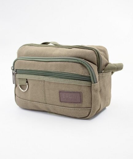 Bolso en tela verde oliva con correa ajustable y asa superior C0405